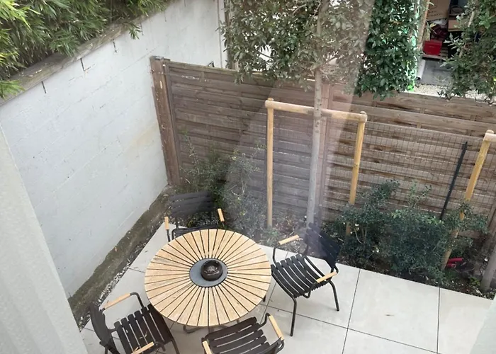 La Cour Des Princesses *